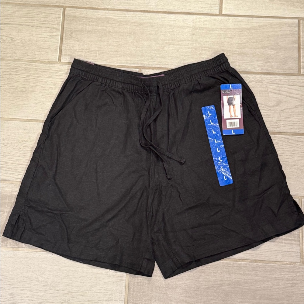 Gloria Vanderbilt Black Elastic Waist Pull-On Shorts - Picture 2 of 5